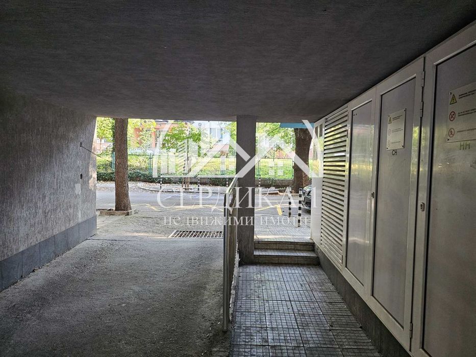 Дава се под наем Офис в София, Банишора - 20 кв.м за 357 € - Снимка #5