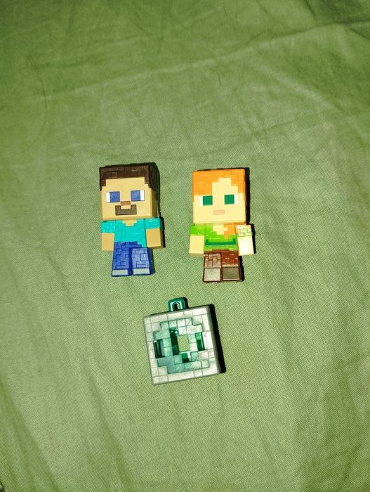 Фигурки киндер майнкрафт