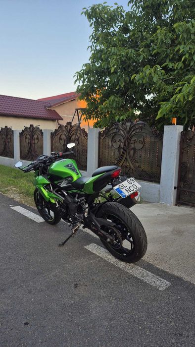 Se vinde Kawasaki z125 ABS (nu ktm,honda,yzf,aprilia)