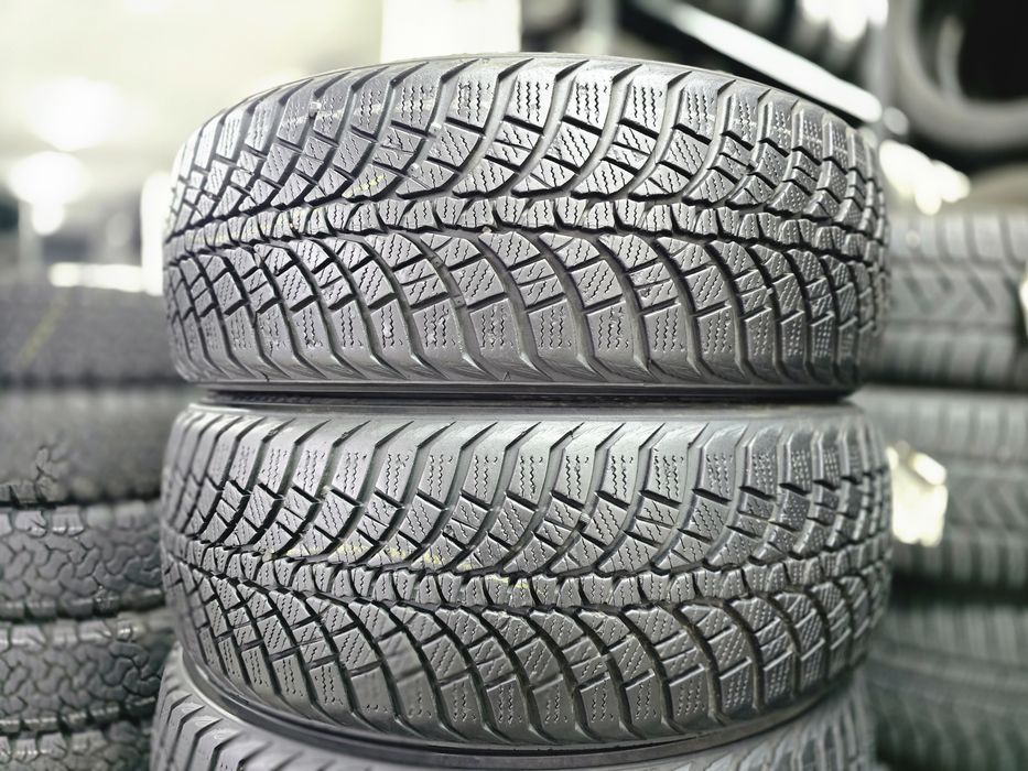 4x 205/55/17 M+S KUMHO Stare excelentă