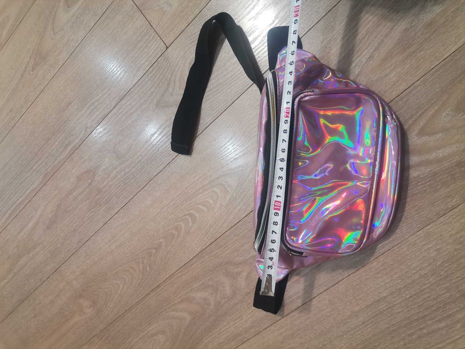 Сумка на пояс либо кросс-боди