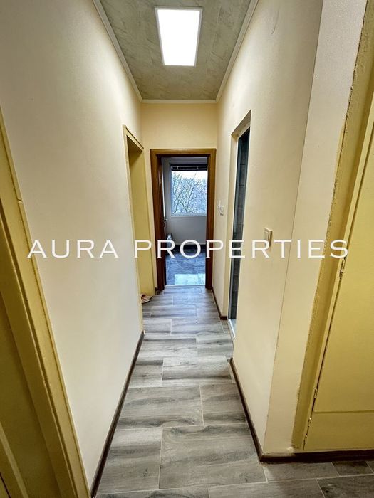 Дава се под наем Двустаен апартамент в Разград, Център - 75 кв.м за 306 € - Снимка #3