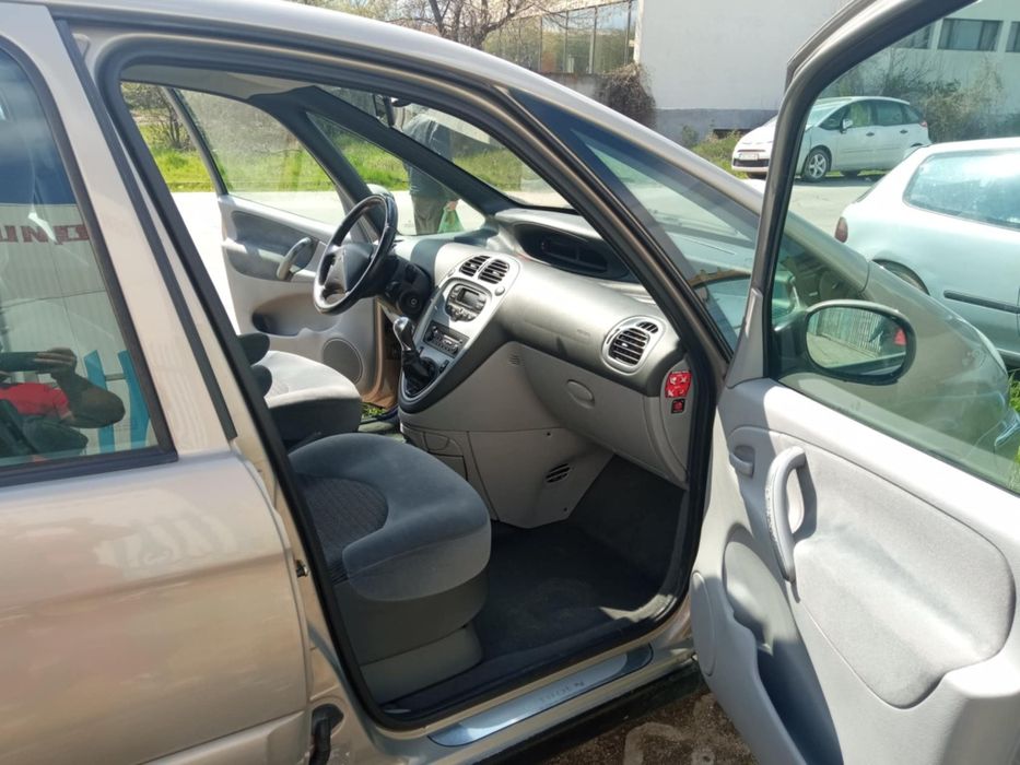 продавам цял или на части ситроен Ксара Пикасо 1.6 hdi