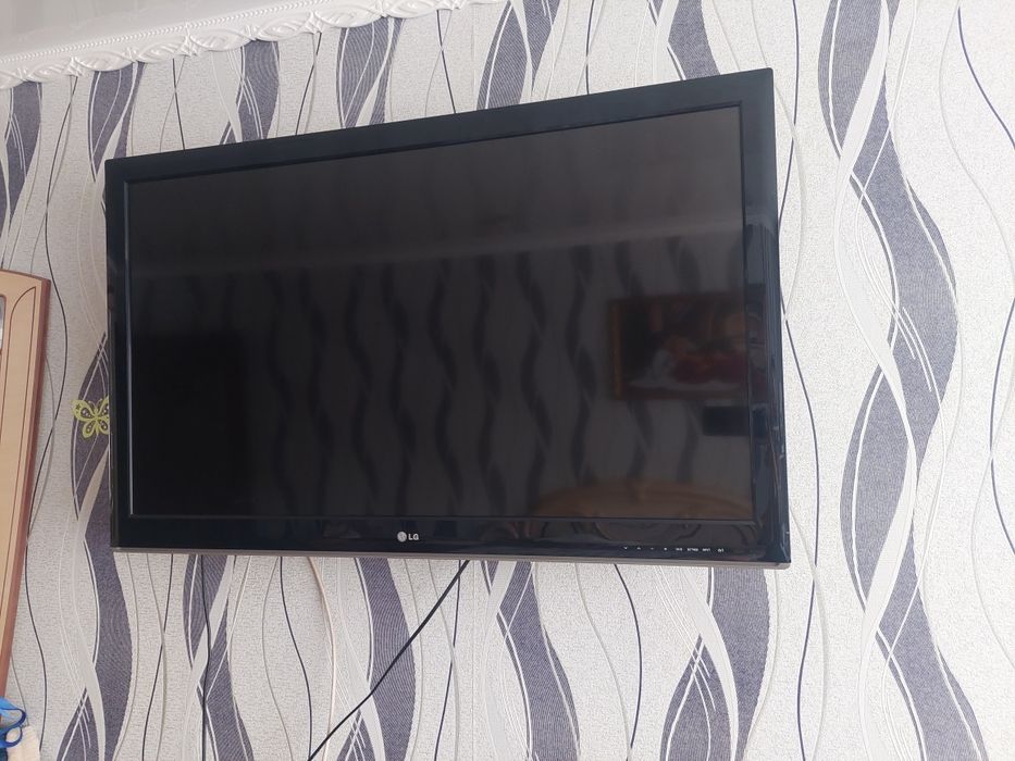 Телевизор LG 3D.