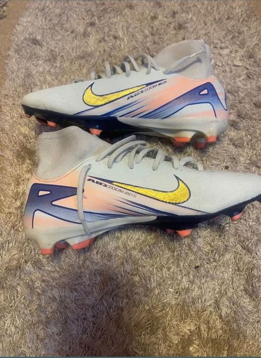 Ghete fotbal Nike CR 7 mărimea 38.5