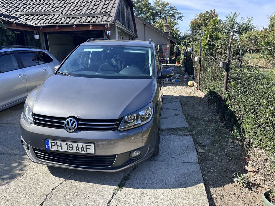 VOLKSWAGEN Touran 2013 — imagine 1
