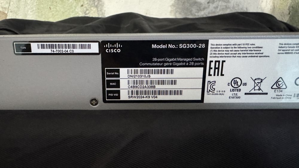 Cisco SG300-28 Gigabit switch