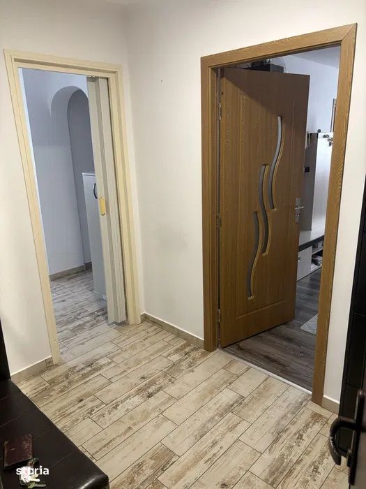 Apartament 2 camere, in centrul orasului, spre inchiriere — fotografia 3
