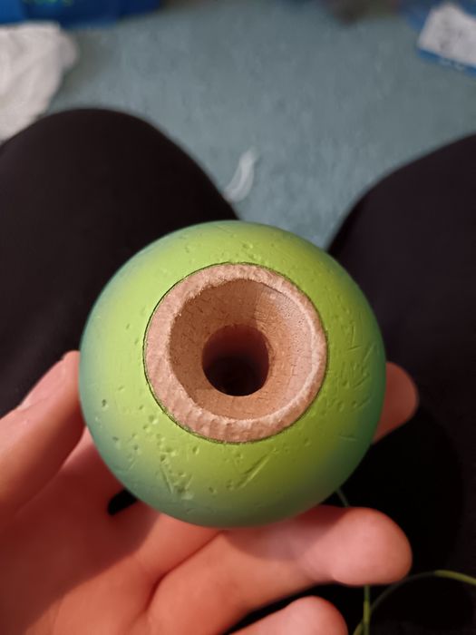 Kendama lotus Et pro mod foarte buna cu grip bun rău