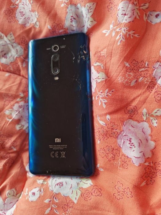 Mi 9t sotiladi 64gb bez karopka dakumenti yuqolgan