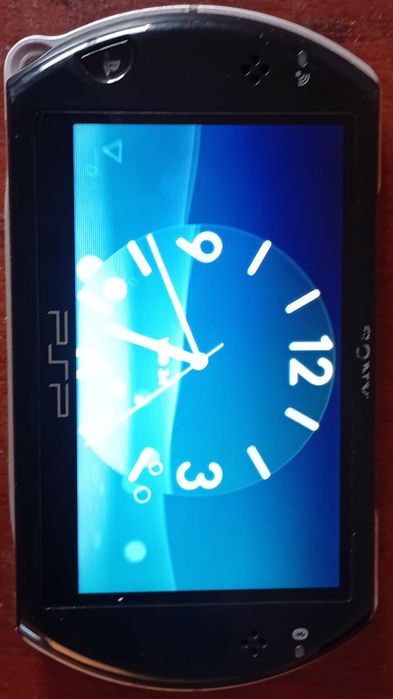 PsP-go в отличном состоянии прошитая