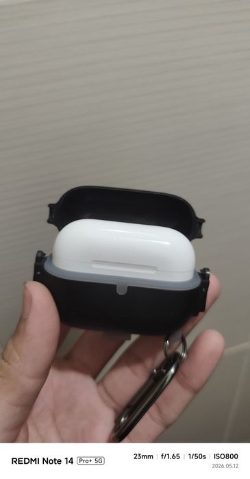 Airpods 2nd generation продам состояние хорошее