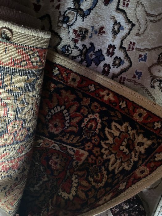 Продам шерстенные ковры 2х3