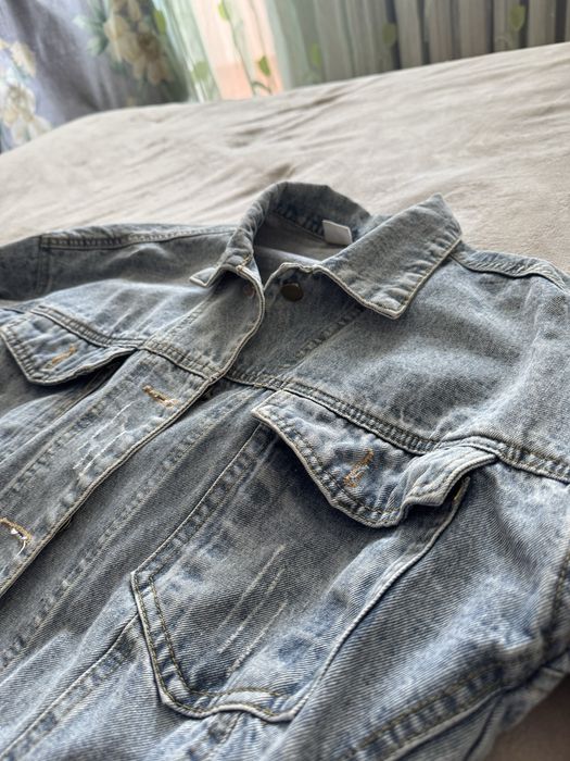 Продам женскую джинсовку