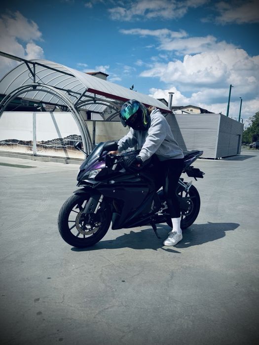 Yamaha yzf R125