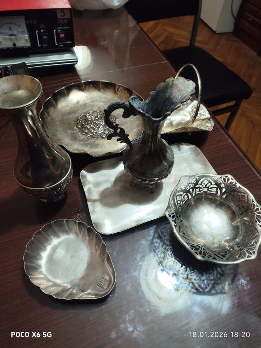7 посребрени прибори