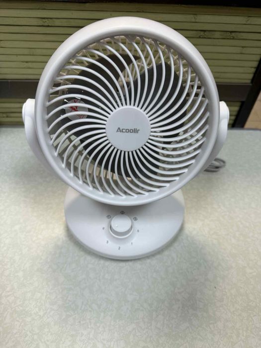 Настолен вентилатор Acoolir