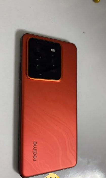 Ralmi Gt 7 Pro срочно сотилади