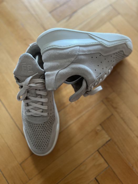 Filling Pieces Low Top