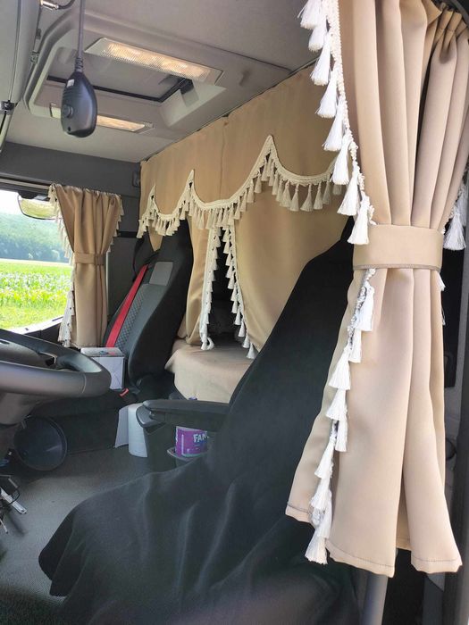 Perdele camion Calitate