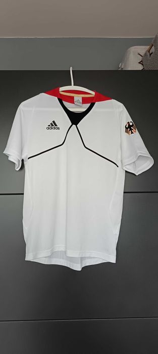 Adidas размер S тениска на Германия Deutchland отлично състояние бяла