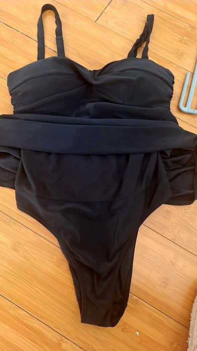 Costum de baie, întreg, tip rochiță