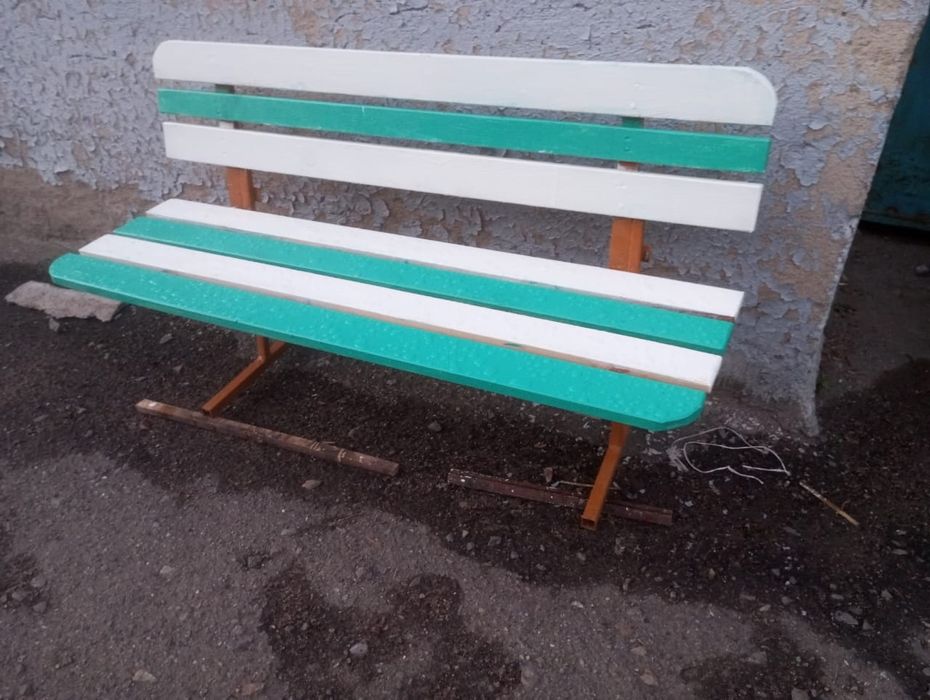 Лавка деревянная