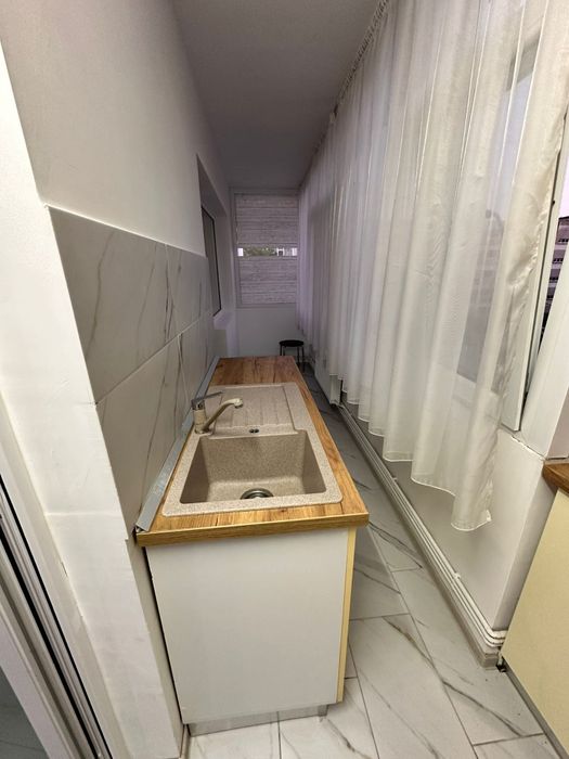 Vand apartament 2 camere Pitești