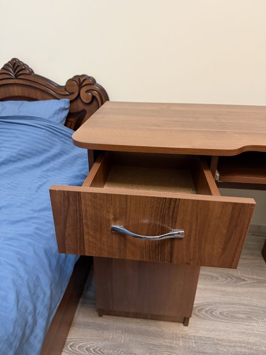 Письменный стол для учебы