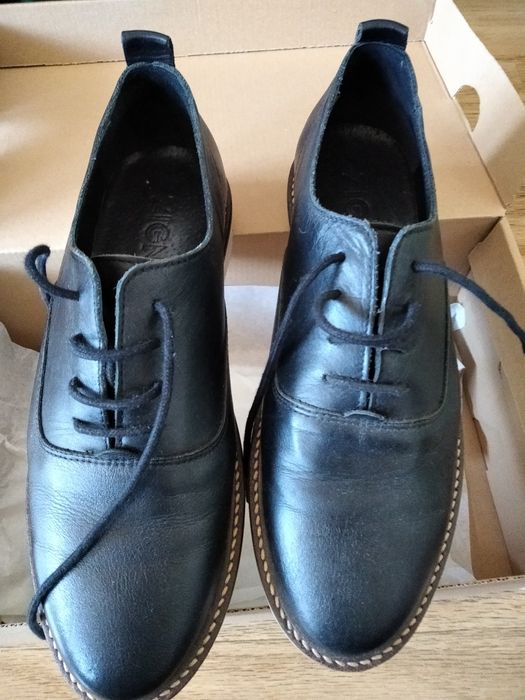 Дамски обувки ZIGN ,номер 39,кожа ,Нови