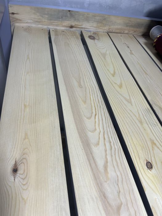 двуспальная кровать