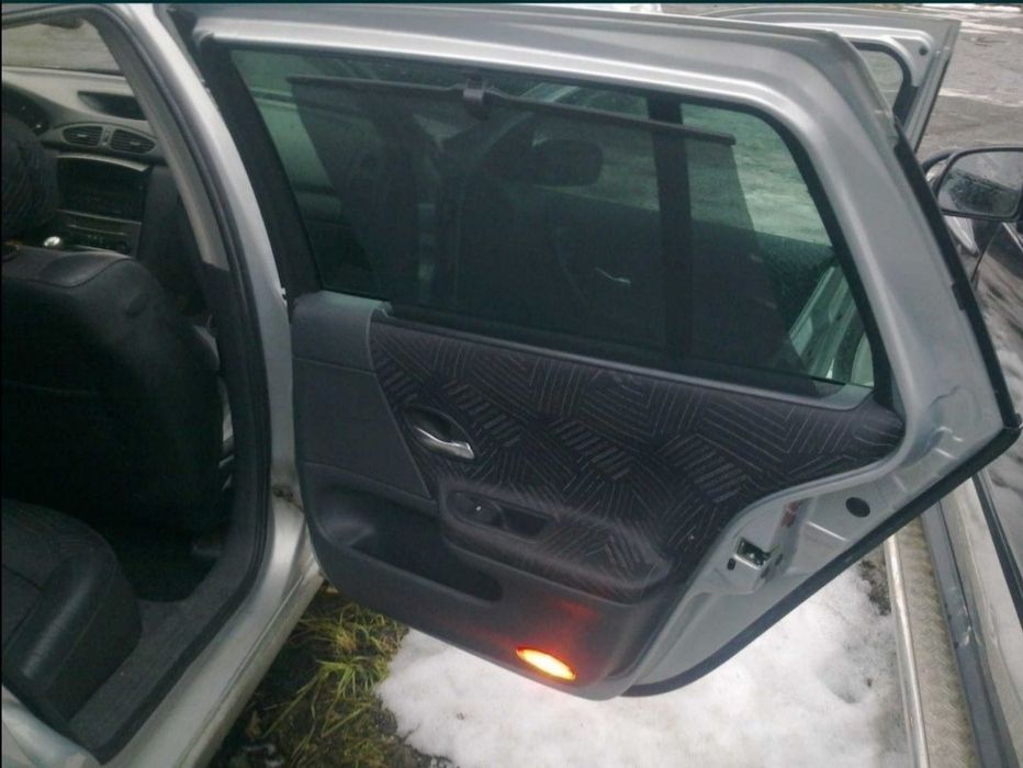 Geam stanga dreapta fata spate renault laguna 2 break 1.9 tdi 120 cp