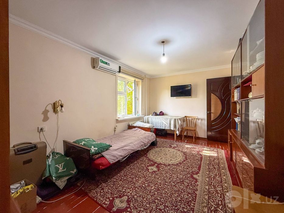 2/3/4 БИЙ, квартира 50м.кв в кирпичном доме, балкон 2х6