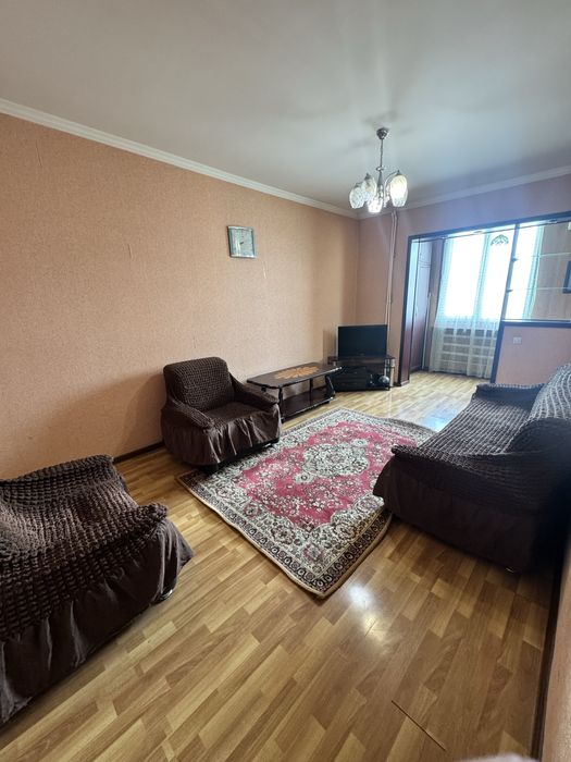 2/3/4 Базар Кадышева ! метро Яшнабад,Бекат-2, аренда 350 $
