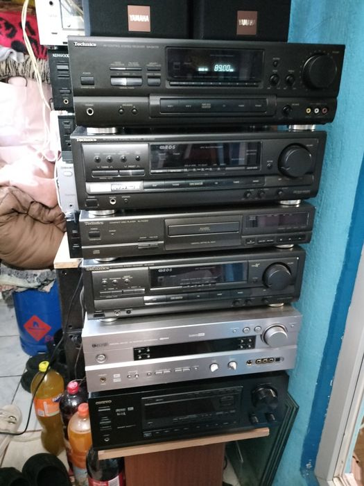Boxe / amplificatoare / sisteme audio.