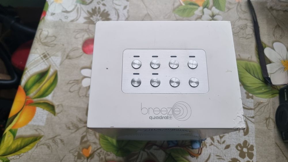 Boxa portabila hifi quadral breeze one cu probleme