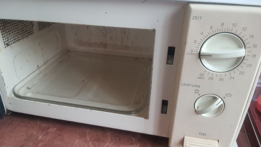 Микровълнова фурна