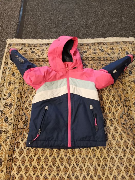 De vânzare costum de  ski