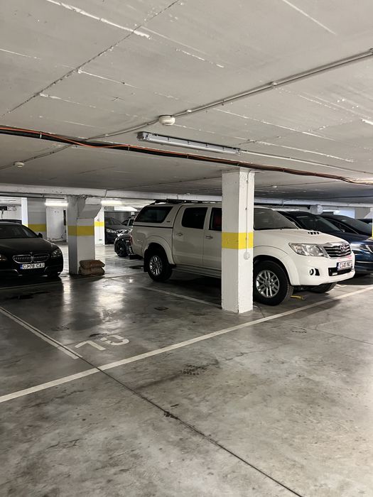Vand parcare interioara zona Iulius-Mall