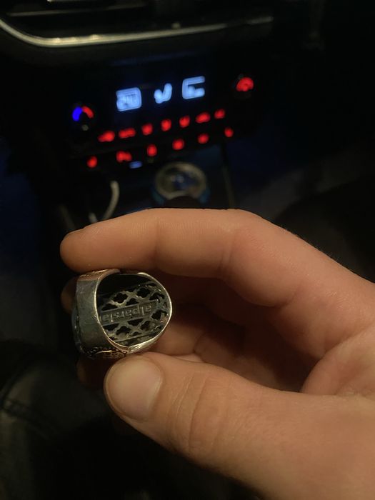 Перстень серебряный