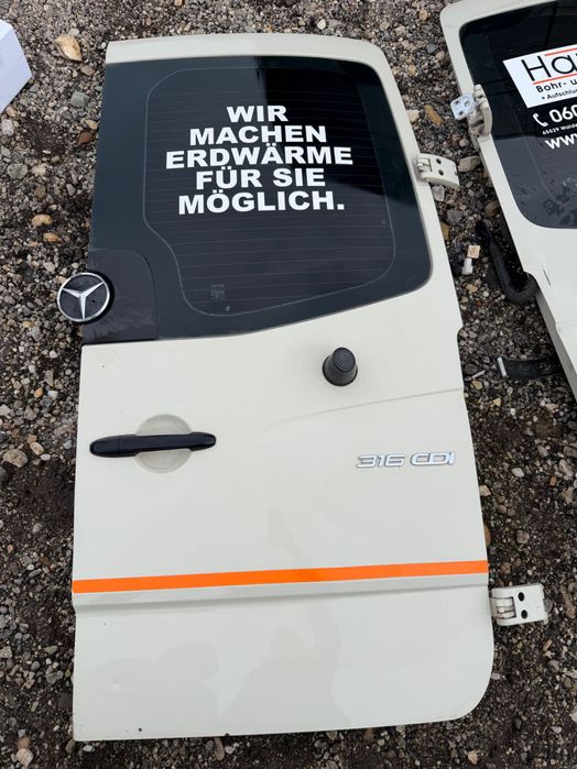 Vând uși spate Mercedes sprinter w906 cu geam modelul jos