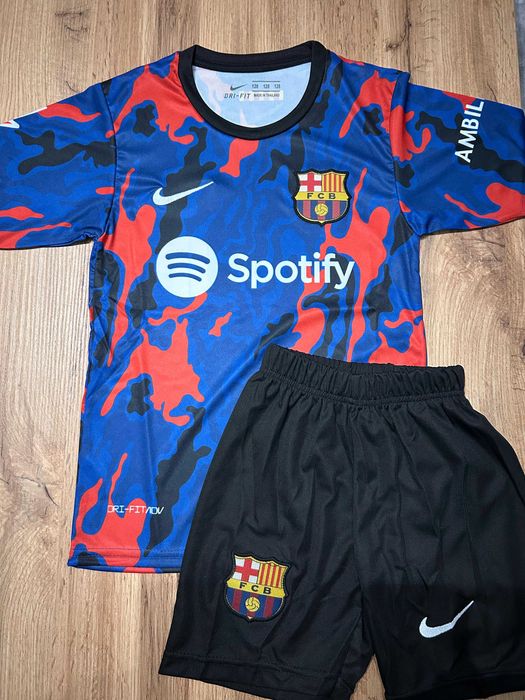 Reducere: Tricouri & Echipament fotbal copii – Raphinha