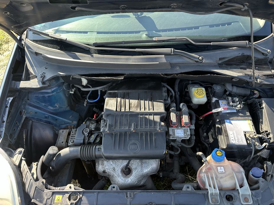 Fiat  punto ……..