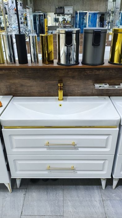 Vanna uchun tumbalar pvs materialda