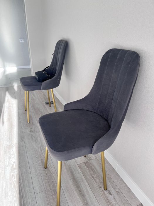 Продам стулья 2 шт