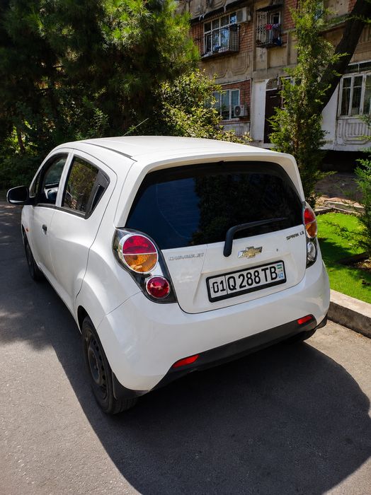 Spark chevrolet 2011