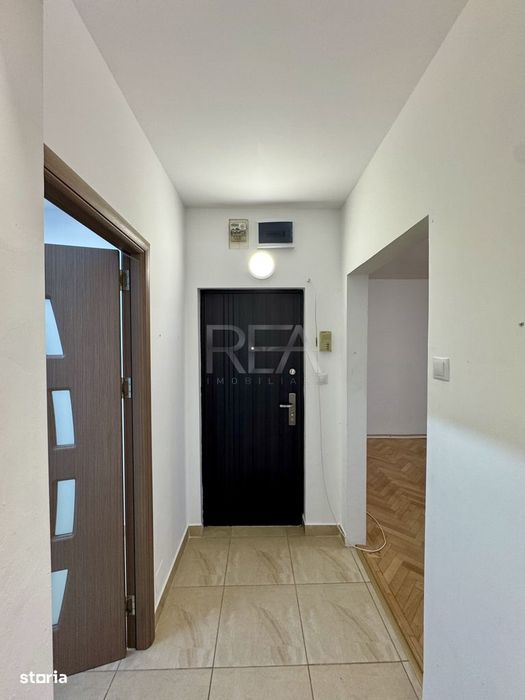 2 camere renovat, vedere pe spate, Mihalache