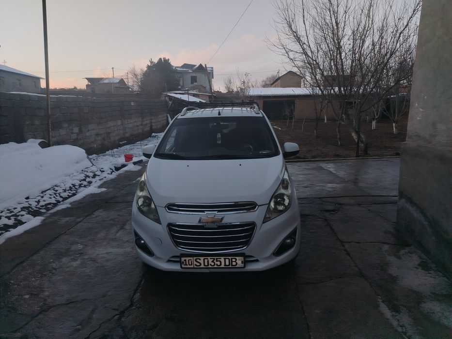 Мошина сотилади спарк 1-пазитсйа