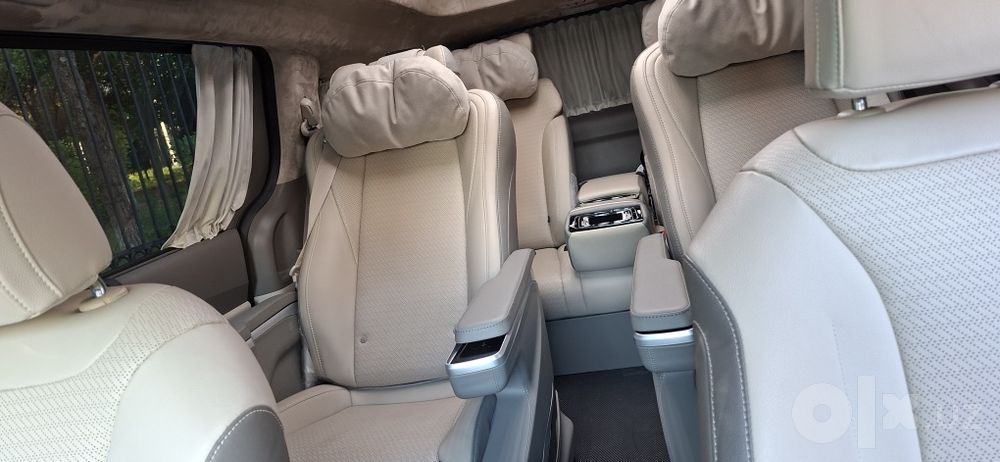 Продаётся Kia Carnival HI-LIMOUSINE