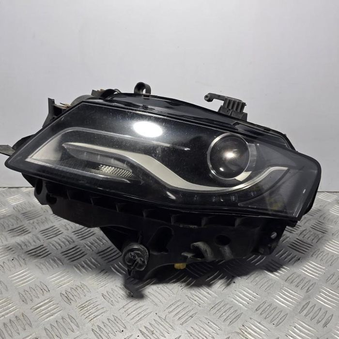 Far stanga BI-Xenon si spalator Audi A4 facelift B8